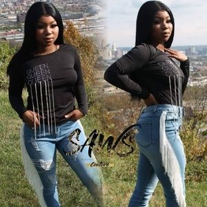 Queen Dangles Rhinestones Fitted Top